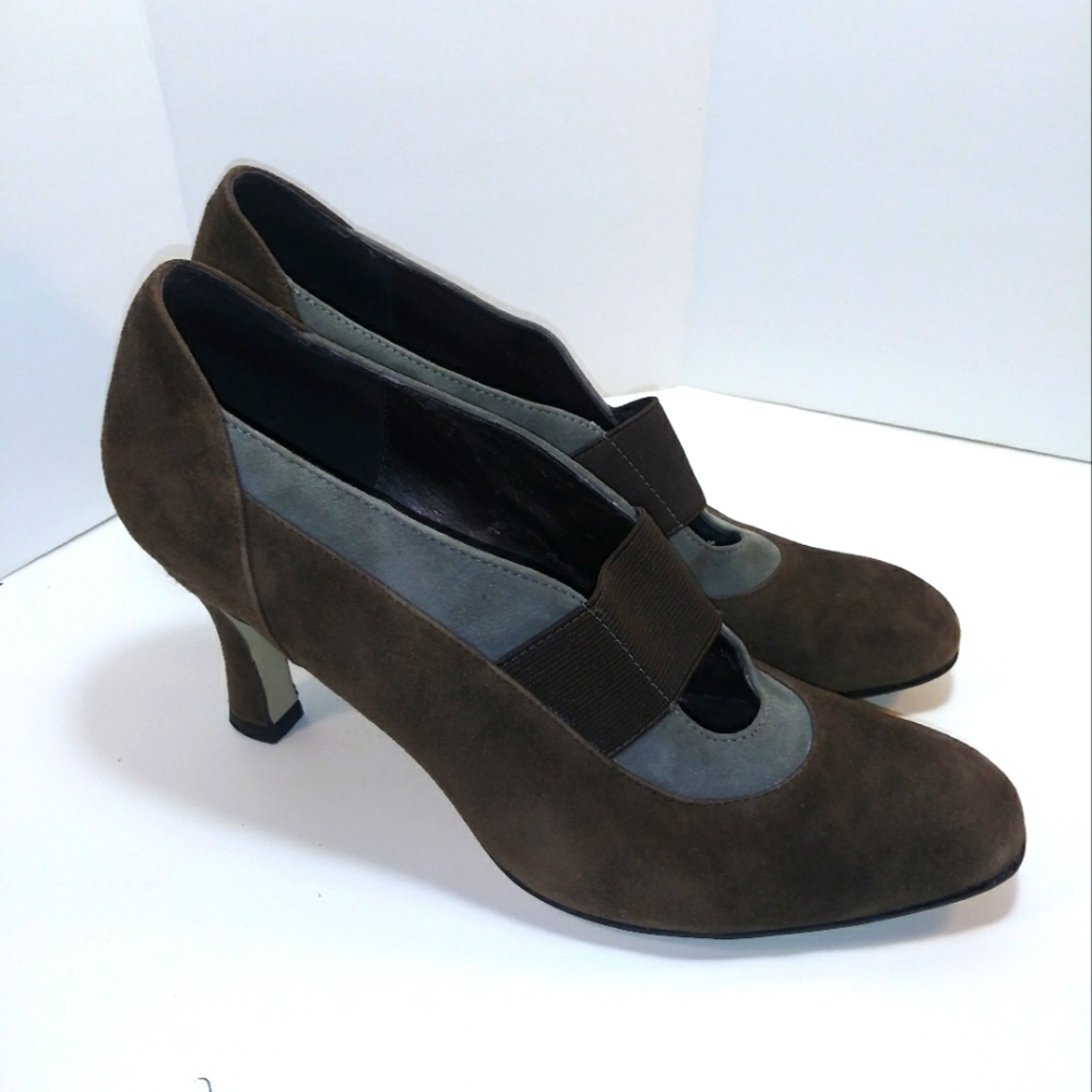 Ditto By Van Eli Heels Womens 9 M Slip On Mary Jane Pumps Brown gray Suede Heels